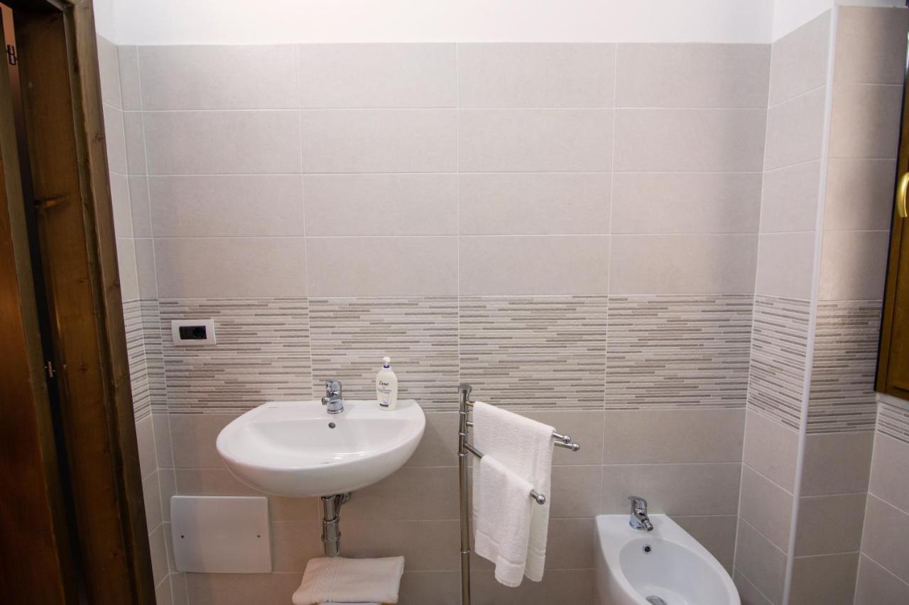 Relax Da Giusy Hotel Vatolla Kültér fotó
