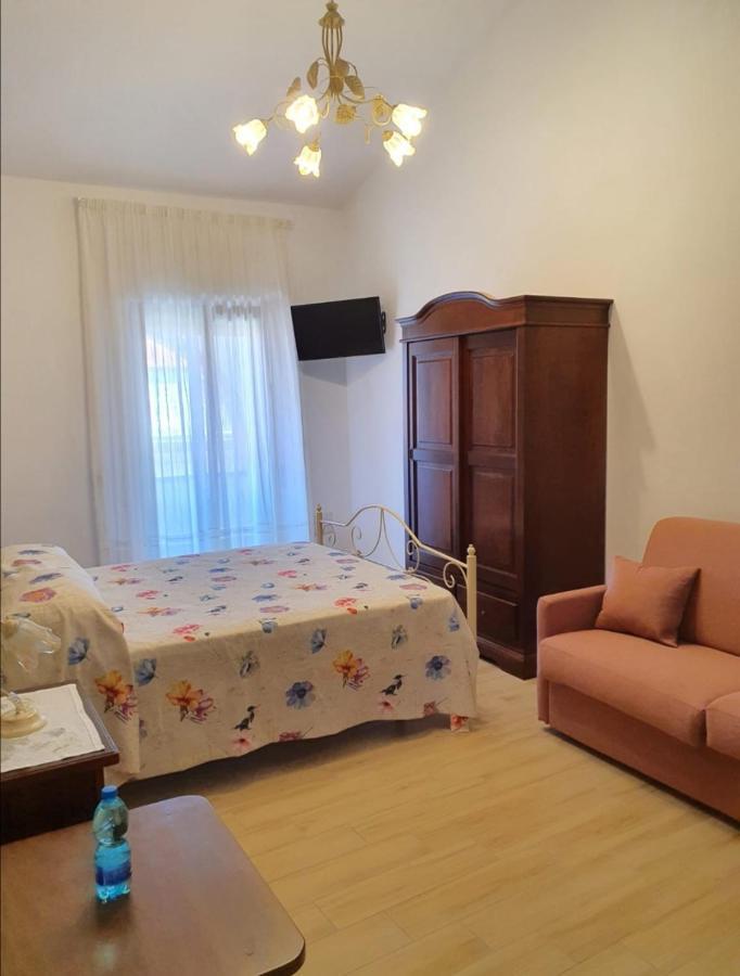Relax Da Giusy Hotel Vatolla Kültér fotó